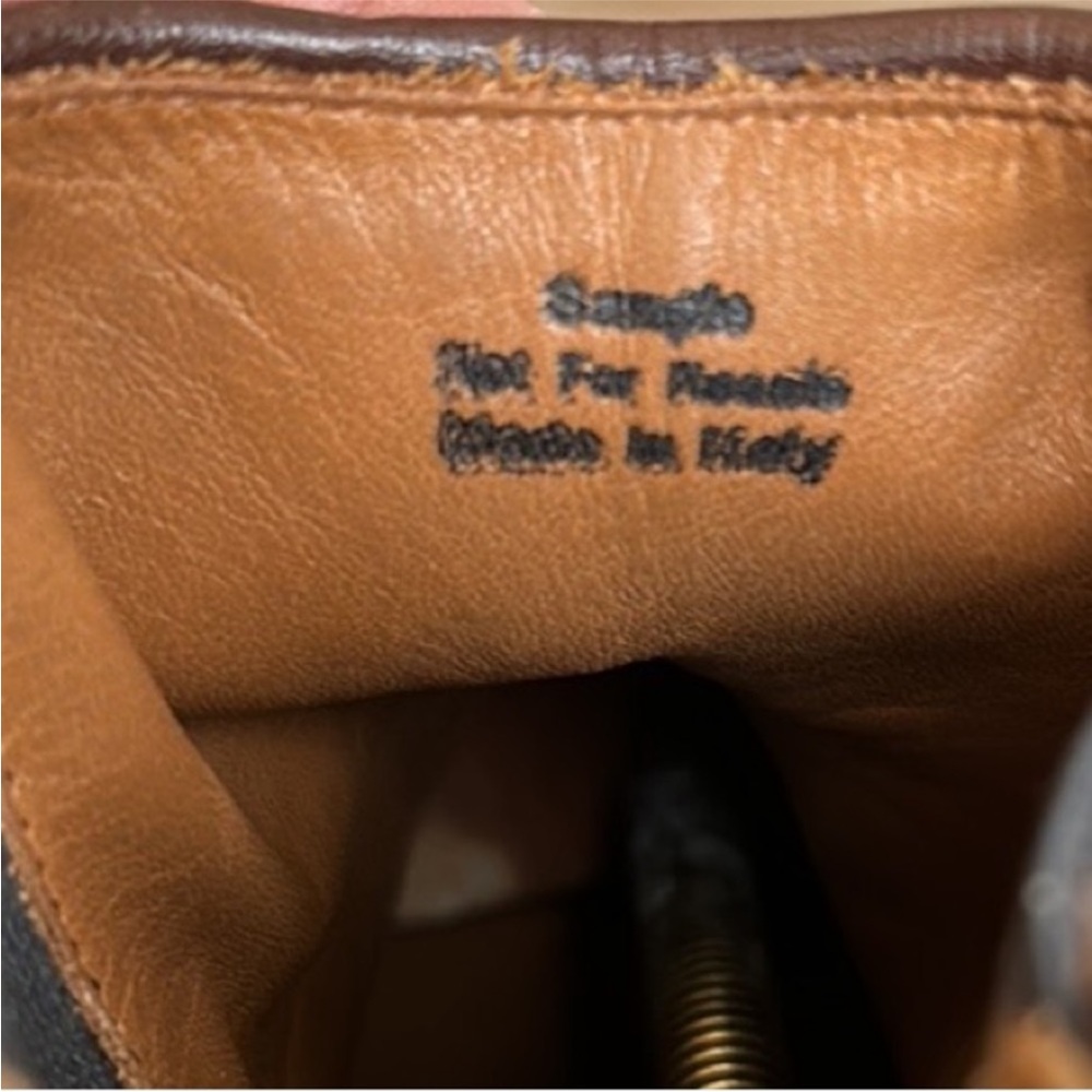 Aquatalia Adrian Chelsea Boot in Brown Suede size 11